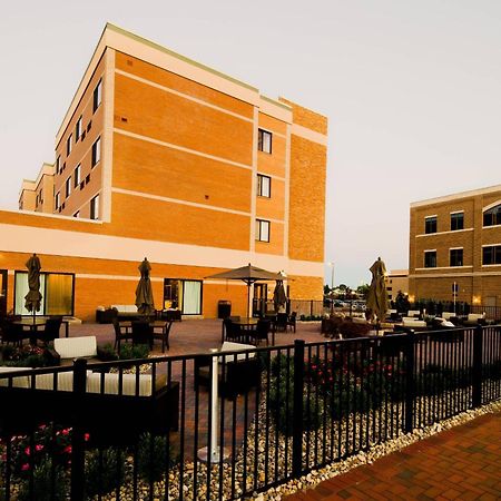 Courtyard Bay City Bagian luar foto